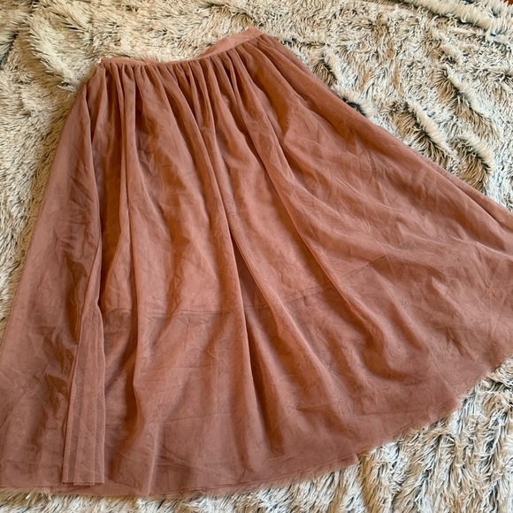 Taylor & Sage Dresses & Skirts - Pretty pink tulle skirt